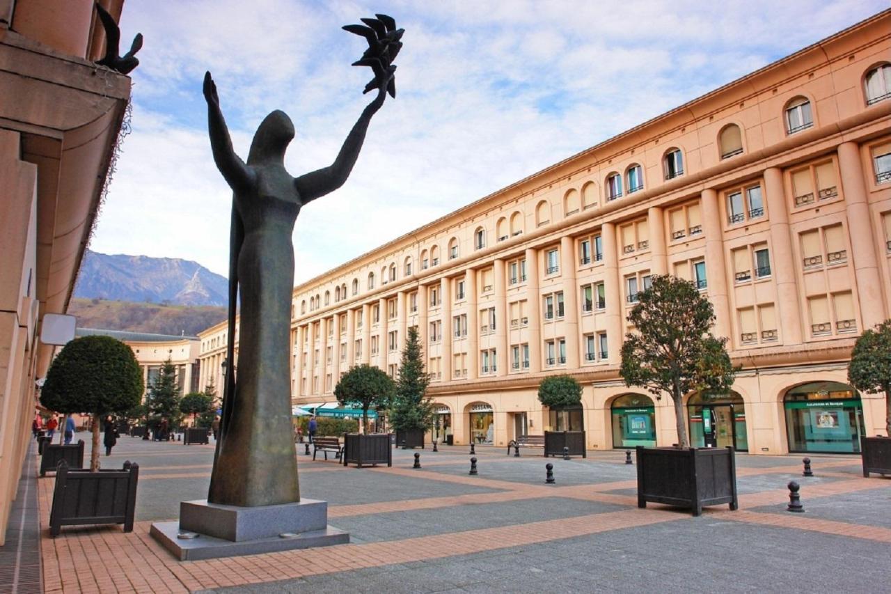 Fasthotel Albertville Exterior photo